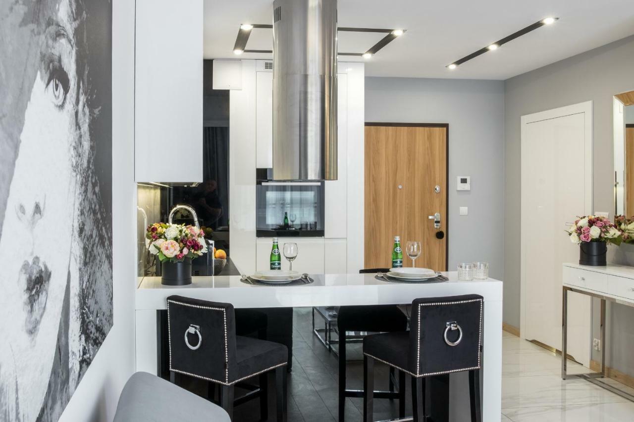 Crystal Luxury Apartments Rakowicka 22H Краков Экстерьер фото